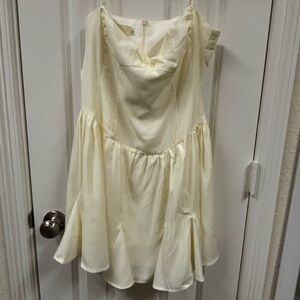 Elegant Cream mini Dress